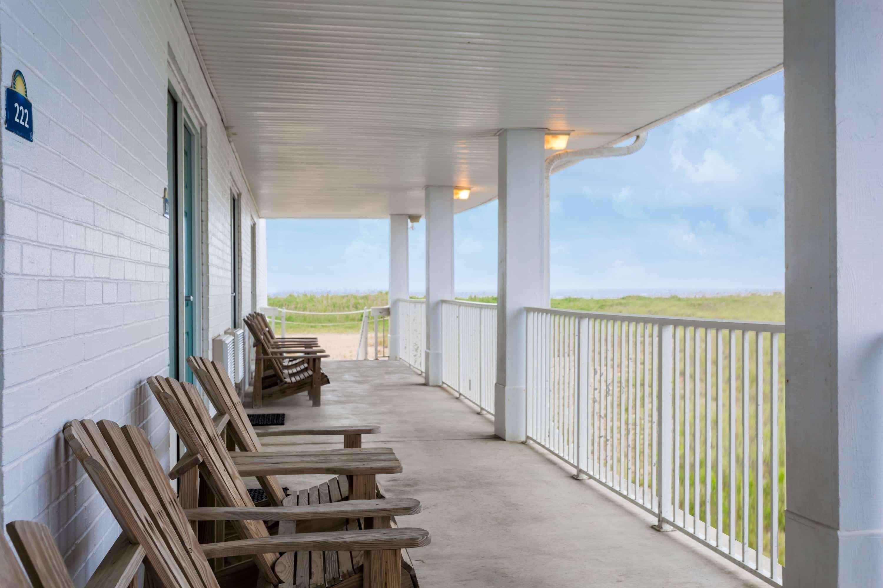 Days Inn By Wyndham Kill Devil Hills Oceanfront - Wilbur Bagian luar foto