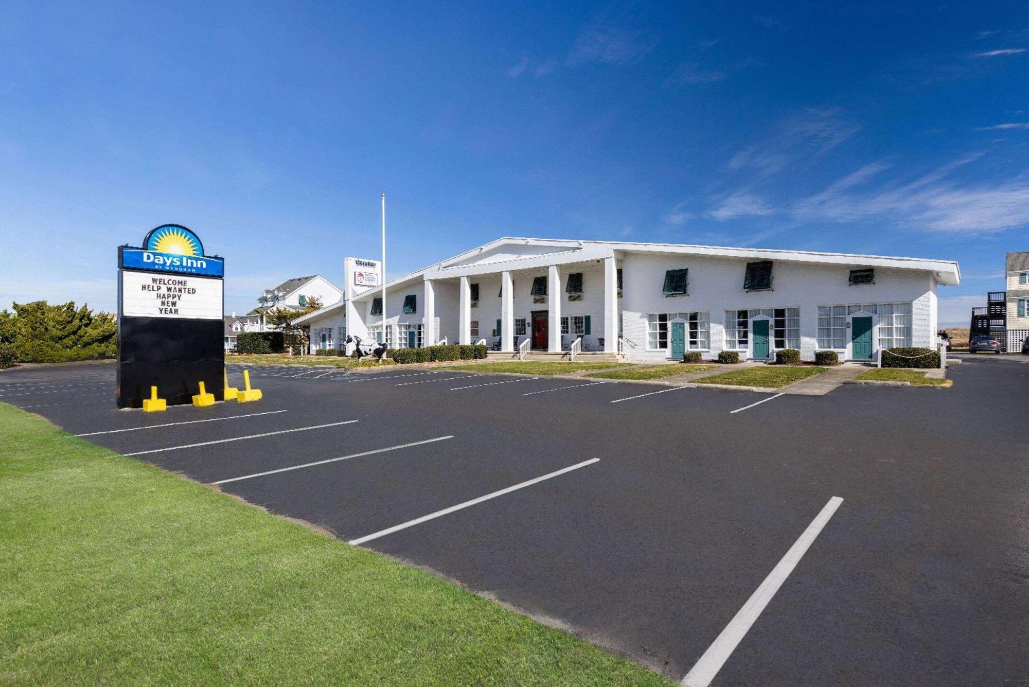 Days Inn By Wyndham Kill Devil Hills Oceanfront - Wilbur Bagian luar foto